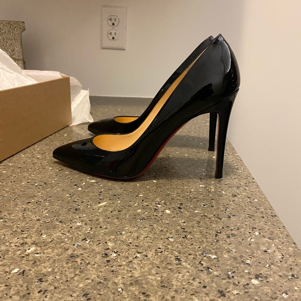 Size 41 Pigalle 100 Patent - Picture 4 of 6